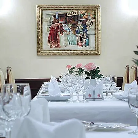 Seres Old Hotel 3*