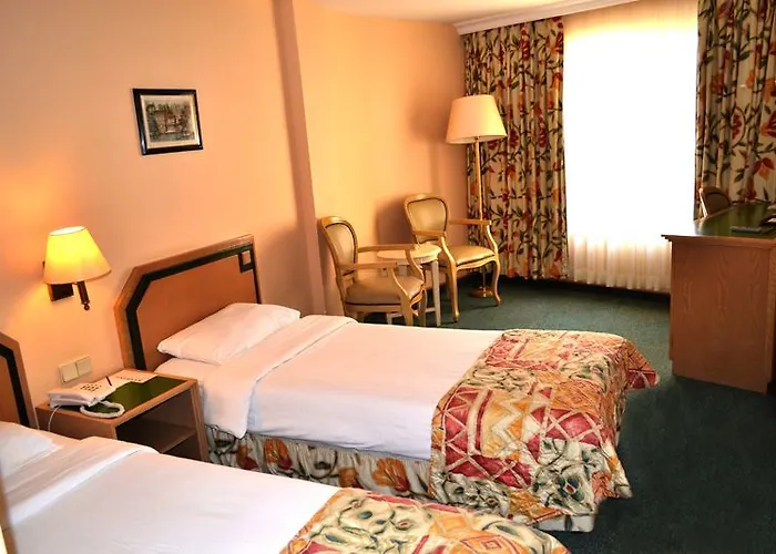 Seres Old Hotel 3*